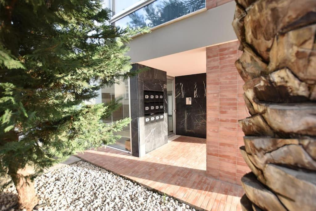 Glabur Stays - The Amazing 1 Bdr - Executive Apt Nicosia Center Free Parking & Wifi Ngoại thất bức ảnh